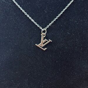 Louis Vuitton Silver Zipper Pull